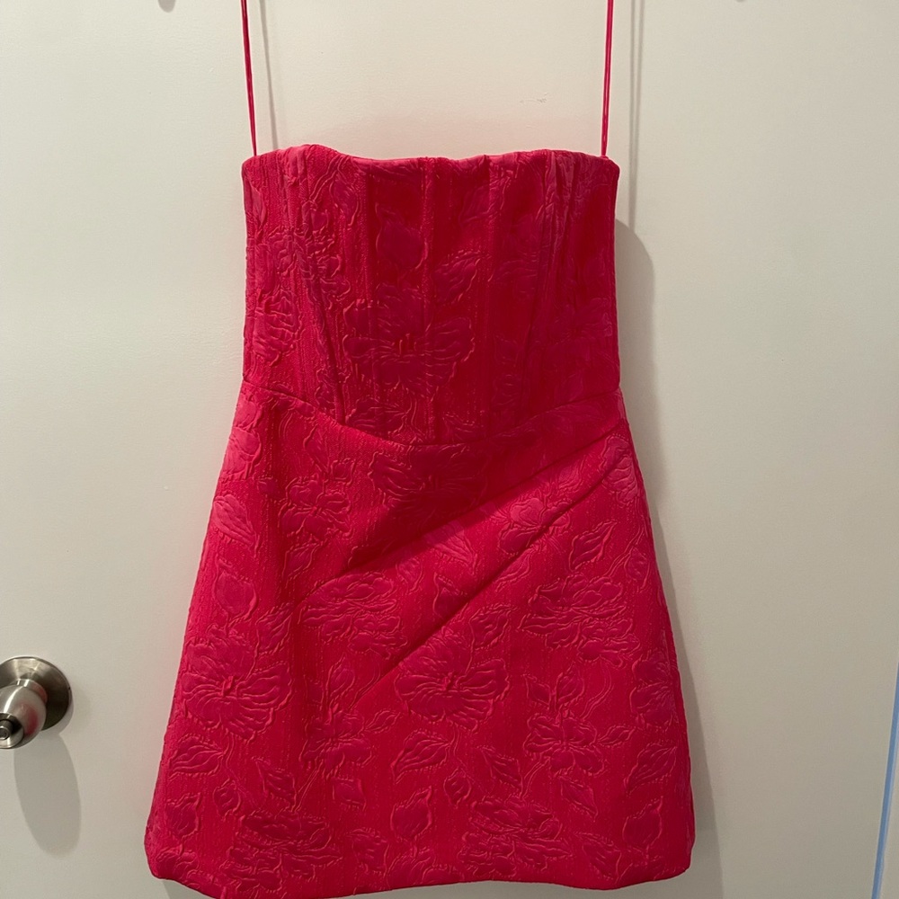 New with Tags Alice & Olivia Pink Perla Strapless Dress